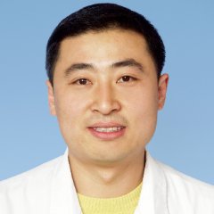 吴群
